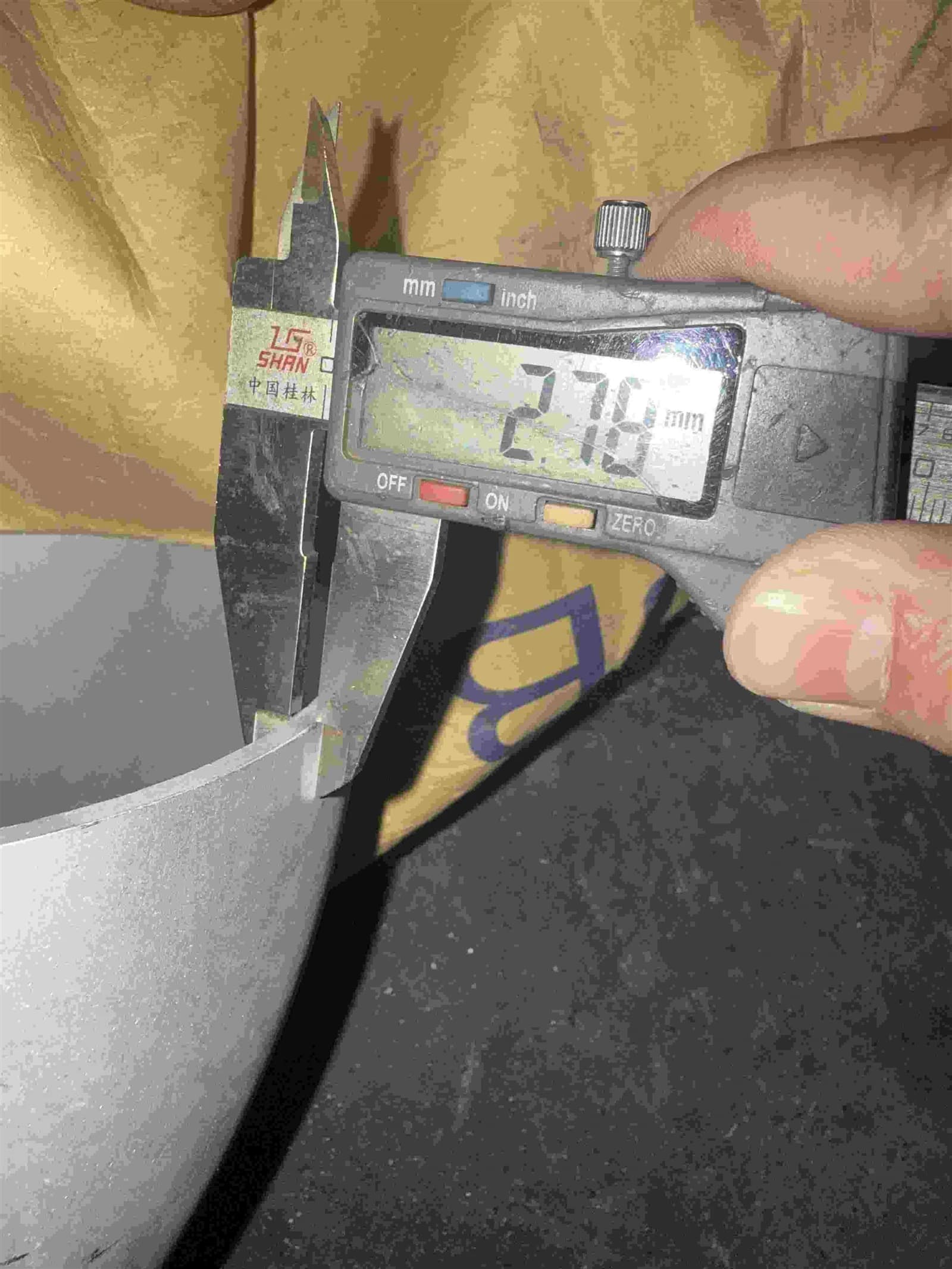 Tabella tat-Thickness tal-Wall tal-Pipe: SCH 5S sa SCH XXS (ASME B36.10 / B36.19)