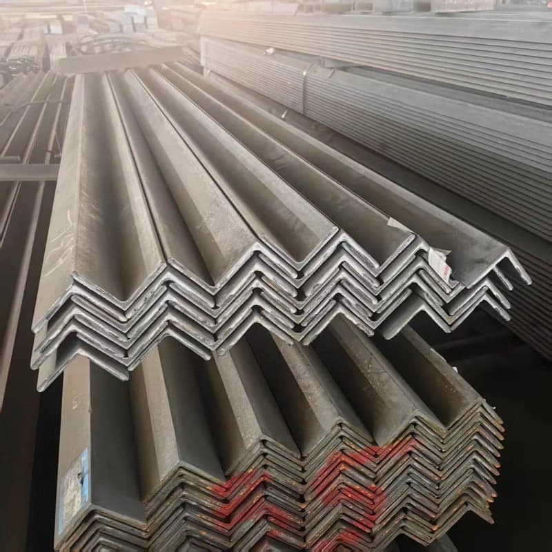 Angle Irons Of Various Sizes 3